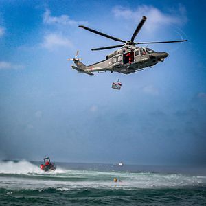 Bilder Not Without Hope