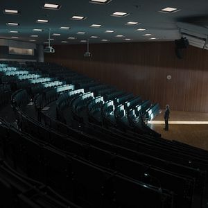 Bilder Martin liest den Koran