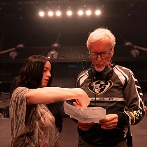 Bilder Billie Eilish - Hit Me Hard And Soft: The Tour Live In 3D
