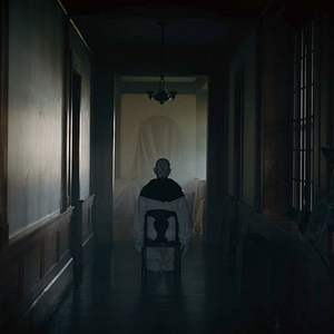 Bilder Hell House LLC: Lineage