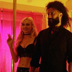 Bilder Swap - Fifty Shades Of Red