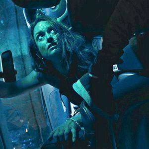 Bilder Control - Es gibt kein Entkommen