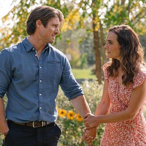 Bilder Liebe im Sonnenblumenfeld