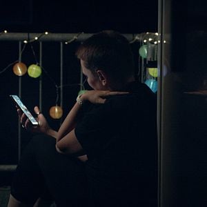 Bilder Finding Connection