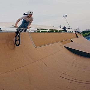 Bilder Girls Don't Cry