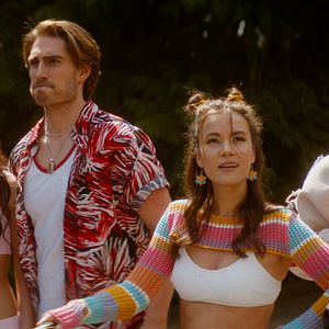 Bilder All My Friends Are Dead