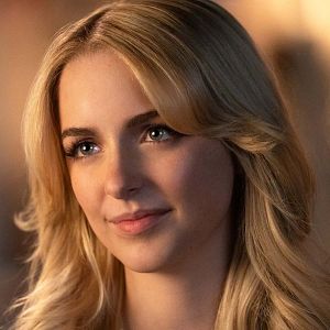 Bilder Mckenna Grace