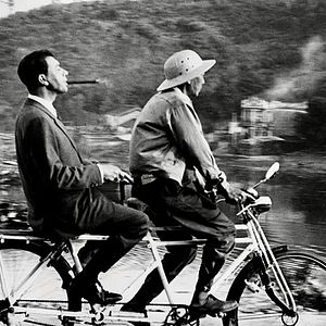 Bilder Monokel lacht gelb