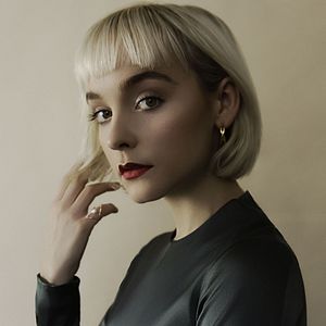 Bilder Olivia Vinall