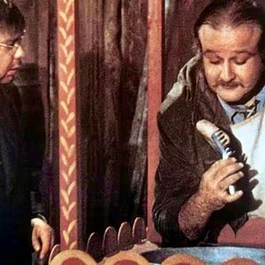 Bilder Der Würger kommt auf leisen Socken