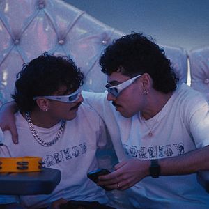 Bilder Serious People