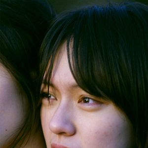 Bilder Girls on Wire 