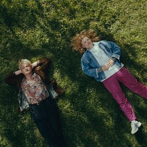 Bilder How To Be Normal