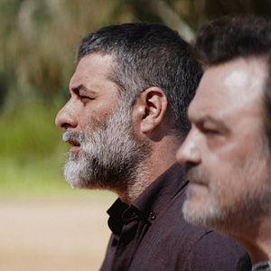 Bilder Spasmeni Fleva - Broken Vein