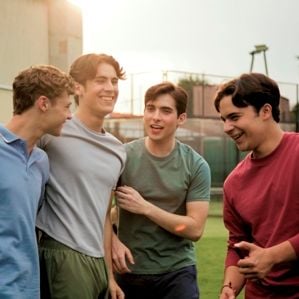 Bilder Fine Young Men