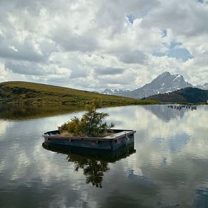 Bilder Elevated Art - Wer Kunst auf Berge stellt