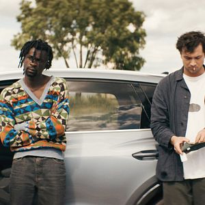 Bilder More Than Strangers