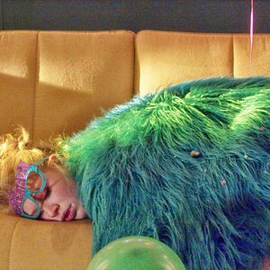 Bilder Broke. Alone. A Kinky Love Story