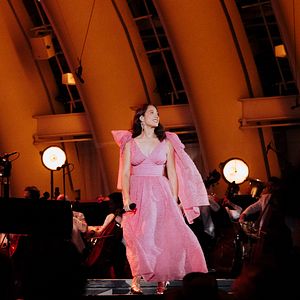 Bilder Laufey’s A Night At The Symphony: Hollywood Bowl