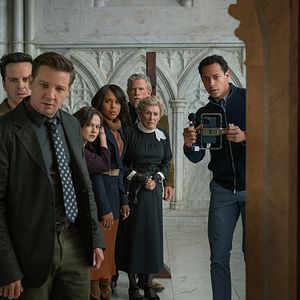 Bilder Wake Up Dead Man: A Knives Out Mystery