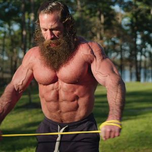 Bilder Untold: The Liver King