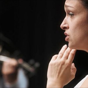 Bilder I Dance, But My Heart Is Crying - Ich tanz, aber mein Herz weint