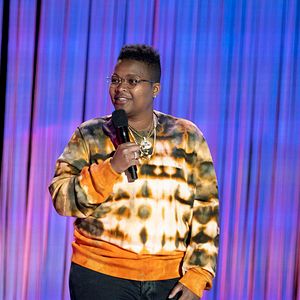 Bilder Outstanding: A Comedy Revolution