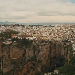 Bilder I Wish You Had Told Me