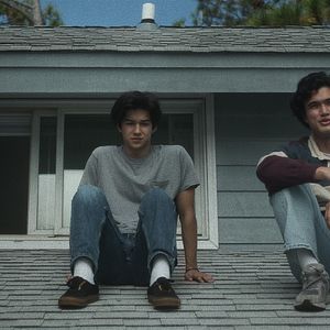 Bilder Charles Melton