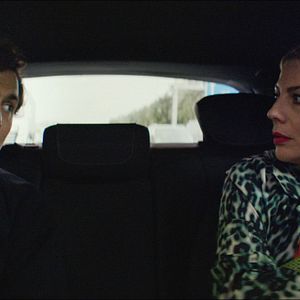 Bilder More Than Strangers