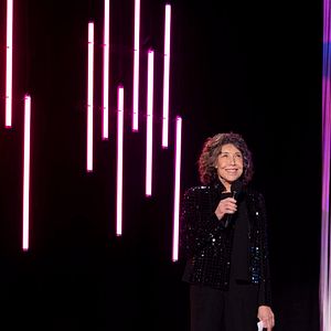 Bilder Outstanding: A Comedy Revolution