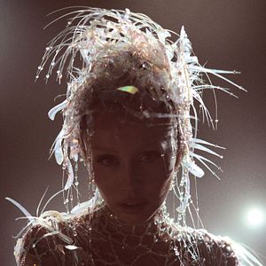 Bilder Miley Cyrus: Something Beautiful