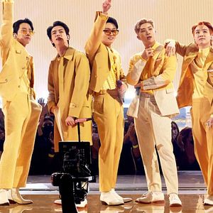 Bilder BTS Army: Forever We Are Young