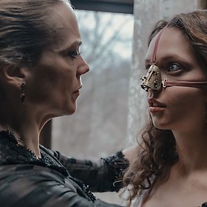 Bilder The Ugly Stepsister