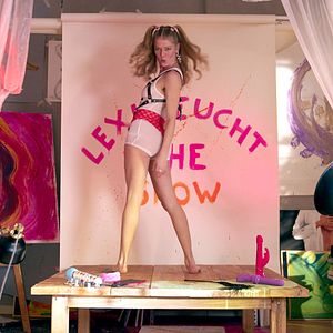 Bilder Broke. Alone. A Kinky Love Story