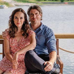 Bilder Liebe im Sonnenblumenfeld