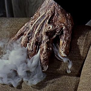 Bilder Frankenstein 70 - Das Ungeheuer mit der Feuerklaue