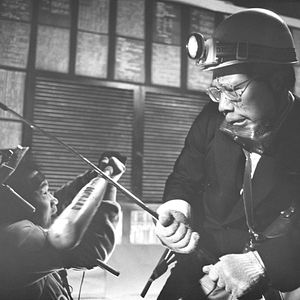 Bilder Die Familie mit dem umgekehrten Düsenantrieb - Crazy Family