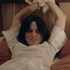 Bilder The 100 Candles Game: The Last Possession