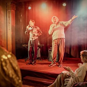 Bilder Treasure - Familie ist ein fremdes Land