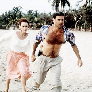 Bilder Tropical Heat - Der Film: Mord unter heißer Sonne