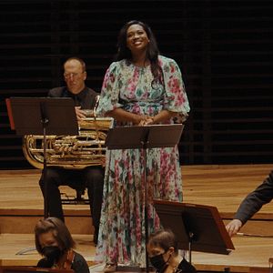 Bilder Primadonna Or Nothing