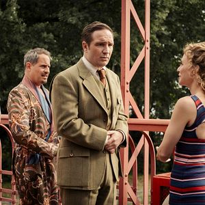 Bilder Miss Sophie – Same Procedure As Every Year