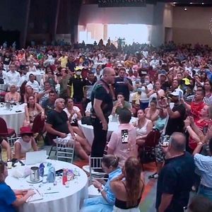 Bilder Der Aufstieg und Fall von Generación Zoe