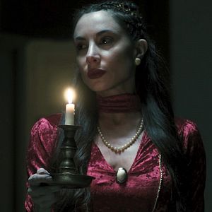 Bilder The 100 Candles Game: The Last Possession