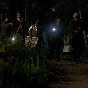 Bilder No Escape - Grizzly Night