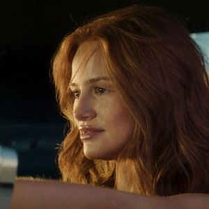 Bilder Madelaine Petsch