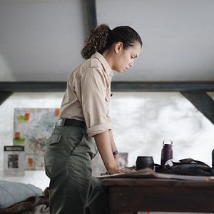 Bilder Lovely, Dark, And Deep