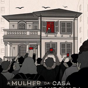 Bilder Abandoned: The Woman in the Decaying House