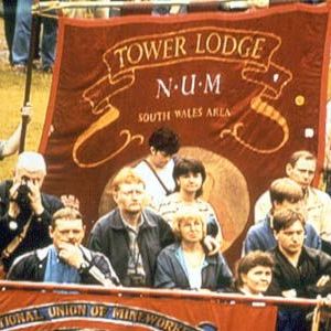 Bilder Auf glühenden Kohlen